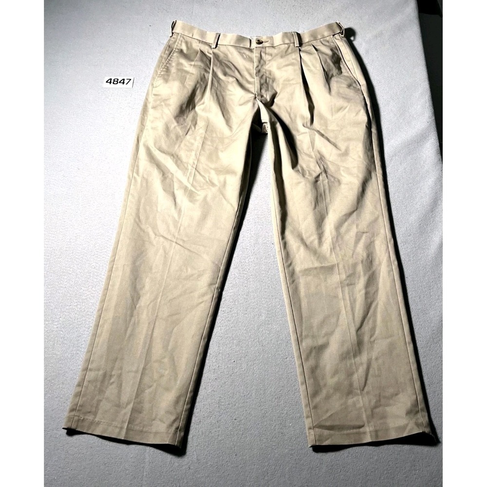 Haggar Iron Free Premium Khaki Pants Mens 38x32 Beige Classic Fit Pleat Front